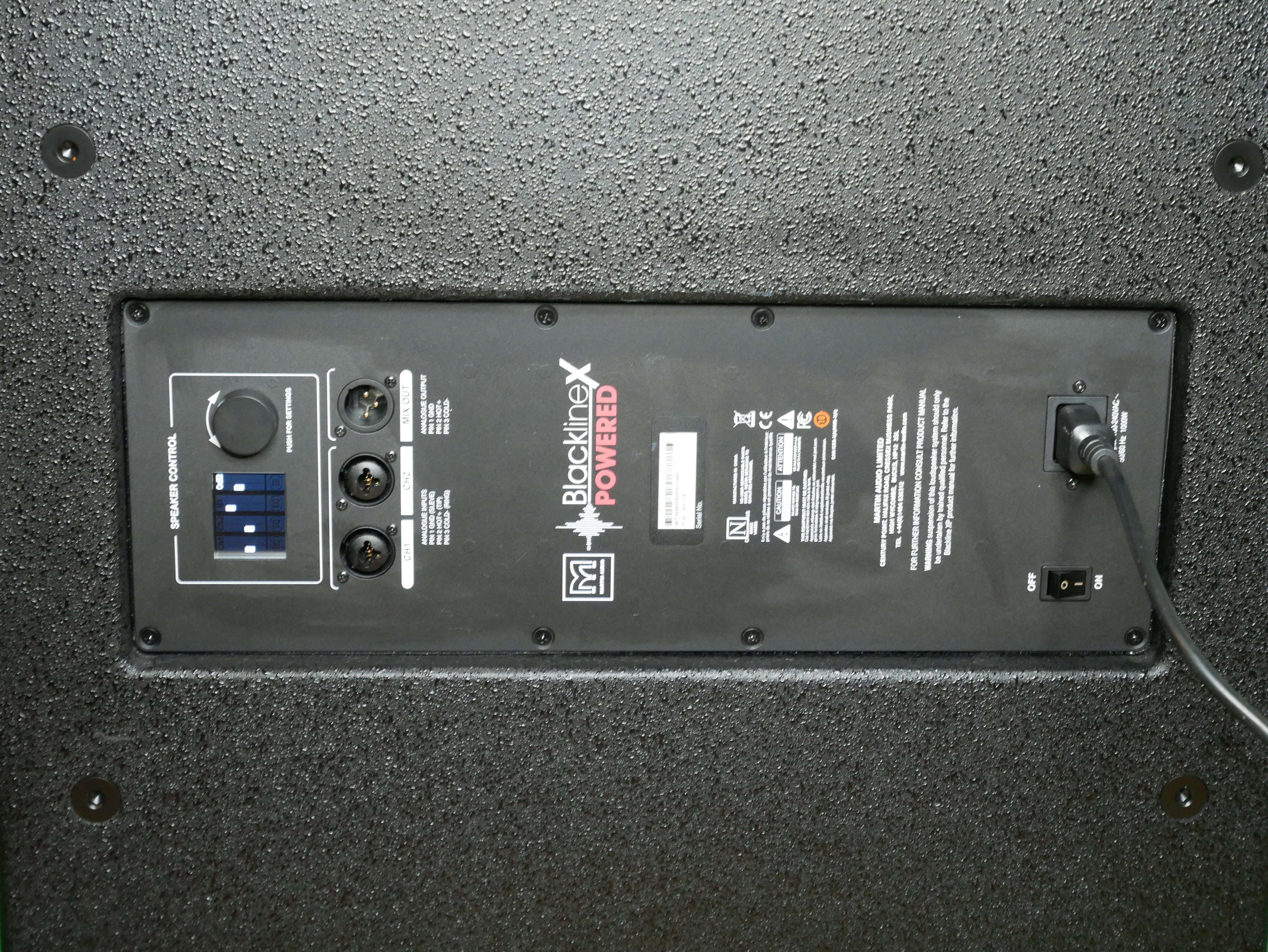 Martin Audio Blackline XP118 LCD Display